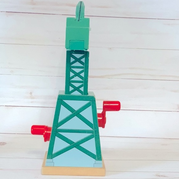 2012 Cranky the Crane from Thomas & Friends Wooden Railway - Picture 4 of 10